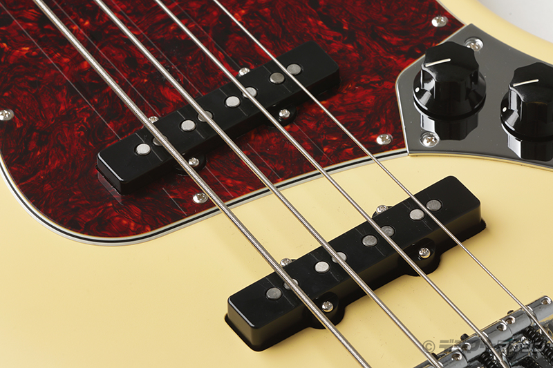 Fender Made in Japan Junior Collection Jazz Bass × アヤコノ｜特集 